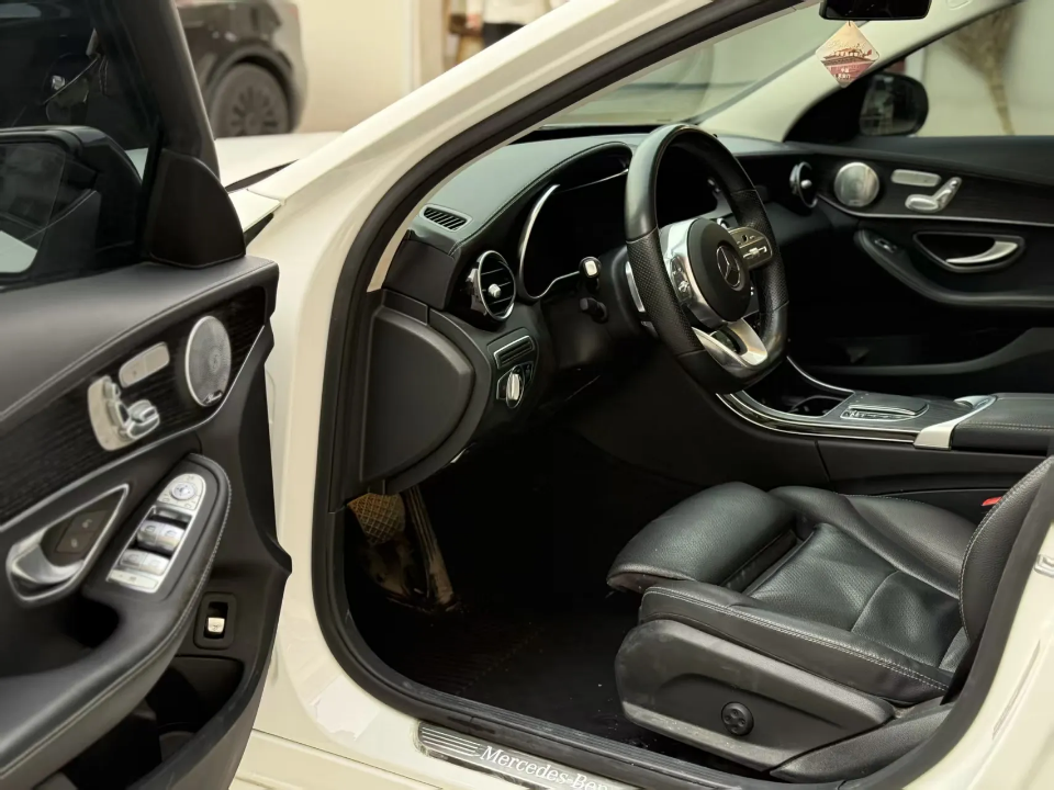 Mercedes-Benz C 250 L Sedan - Premium Luxury Sport Sedan with AMG Styling