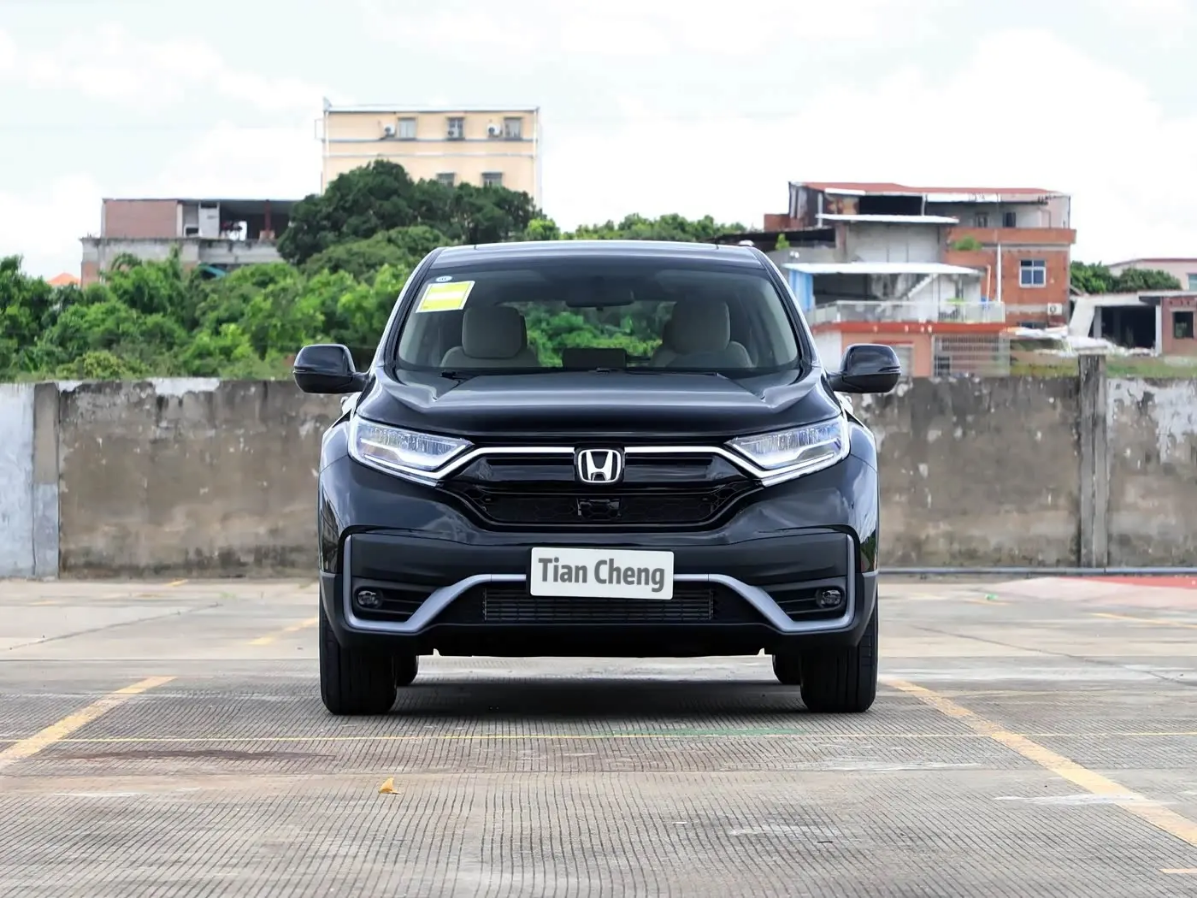Honda CR-V - Premium Black Metallic SUV by Tian Cheng