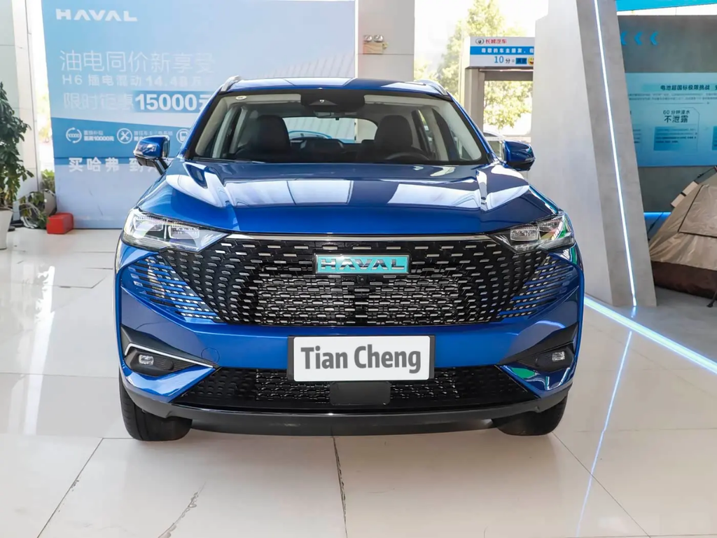 Haval H6 SUV - Premium Blue Metallic Crossover by Tian Cheng