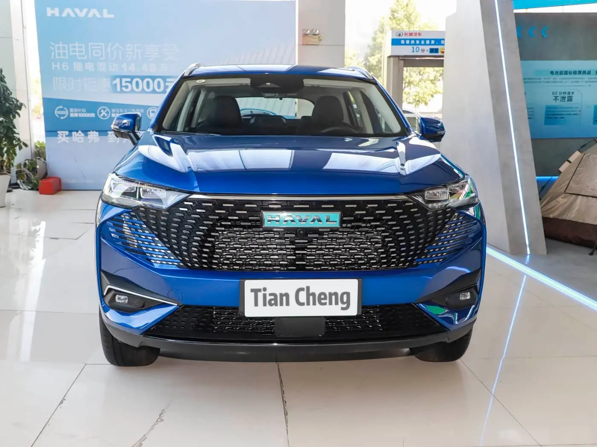 Haval H6 SUV - Premium Blue Metallic Crossover by Tian Cheng