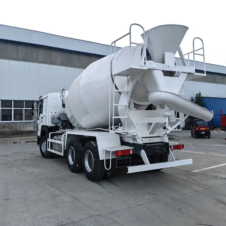 Howo SINOTRUK Heavy-Duty Concrete Mixer Tanker Truck - 6x4 Commercial Vehicle