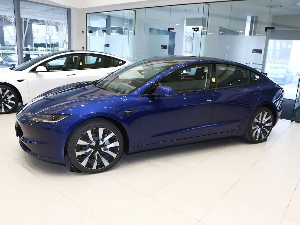 Tesla Model 3 Electric Sedan - Premium Performance EV