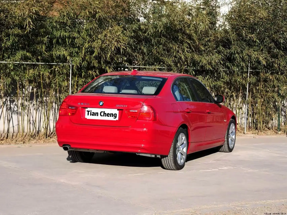 BMW 320Li Sedan - Premium Long Wheelbase Luxury Sedan with Free Parts & Support