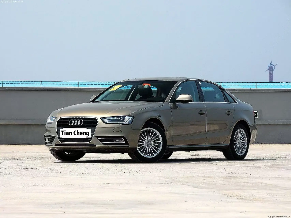 Geely Premium Luxury Sedan - Champagne Gold 4-Door Executive Saloon | Jamaica