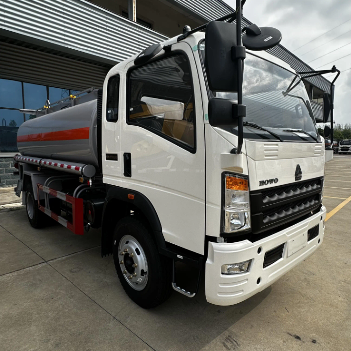 HOWO 5000L Fuel Tanker Truck - Commercial Diesel Transport Vehicle