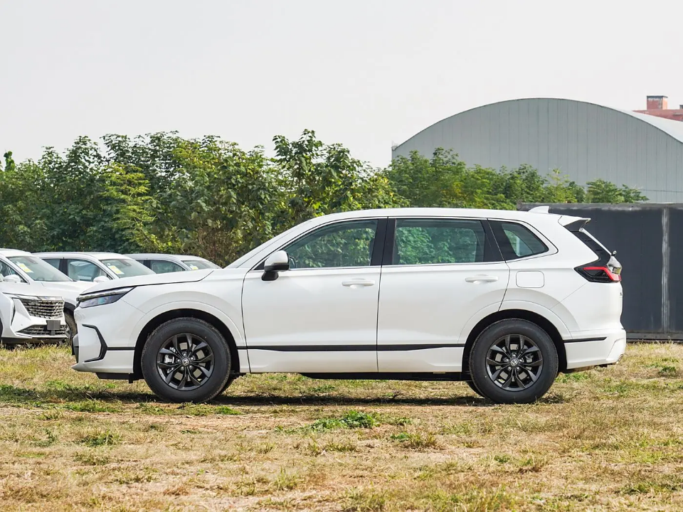 Honda Breeze Hybrid SUV - Premium White 7-Seater Family Vehicle
