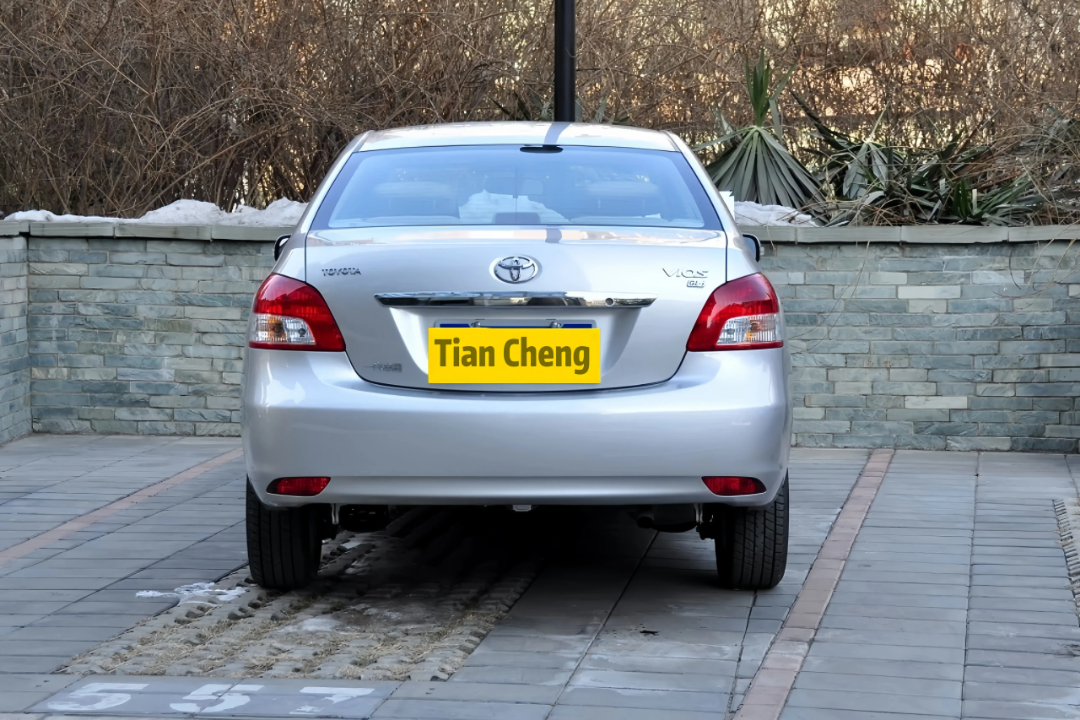 Toyota Vios 1.5L Sedan - Silver 4-Door Automatic Transmission | Reliable Fuel-Efficient Car