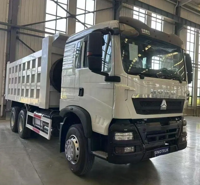 HOWO SINOTRUK 6x4 Heavy Duty Dump Truck - 25 Ton Tipper