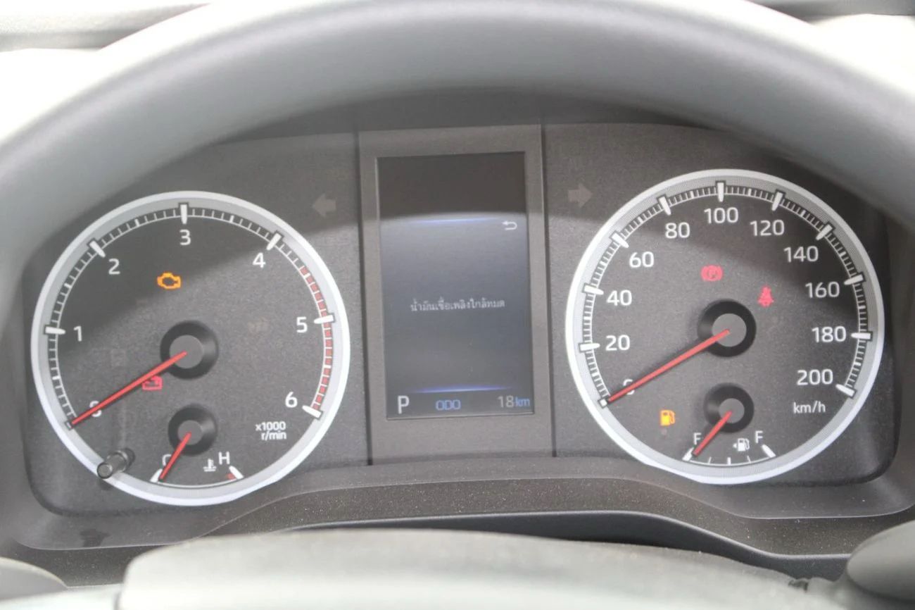 Toyota Hiace - White 9+ Seater Van